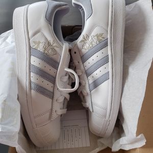 Adidas Superstars